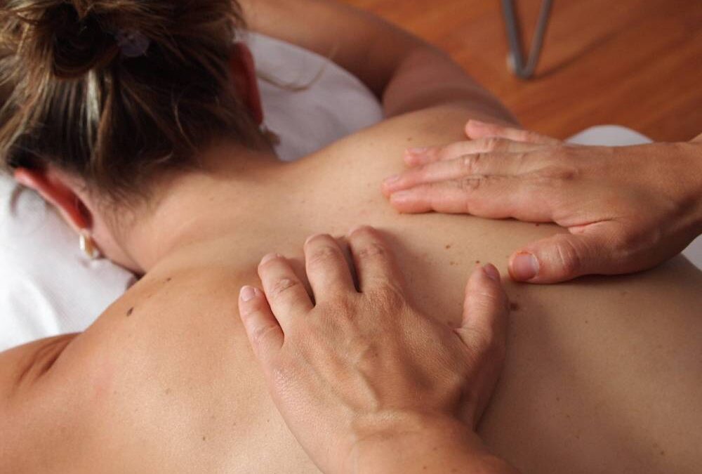 Unwind in Opulence: The Ultimate Guide to Massage in Dubai