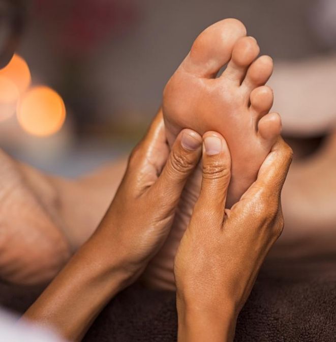 Foot massage in dubai