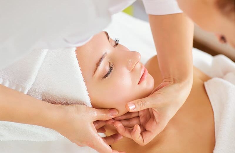 Beauty and Inner Harmony: The Art of Face Massage Explored